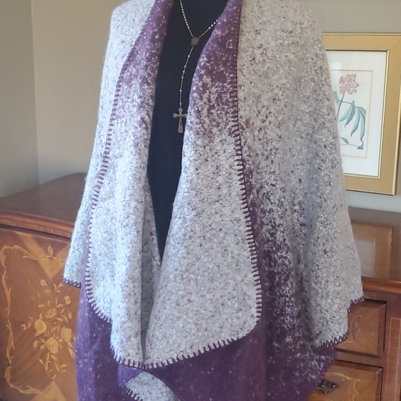 1123 Concierge Collection Wrap - Picture 2 of 7